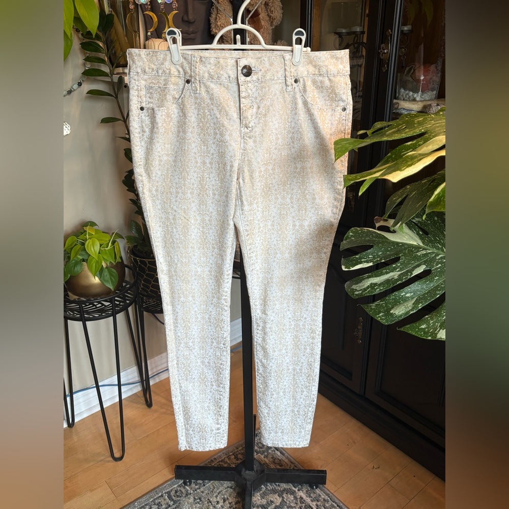 Guess Cream Ankle Jeans for Women